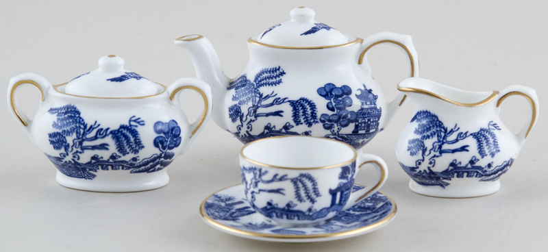 Miniature Tea Set c1980
